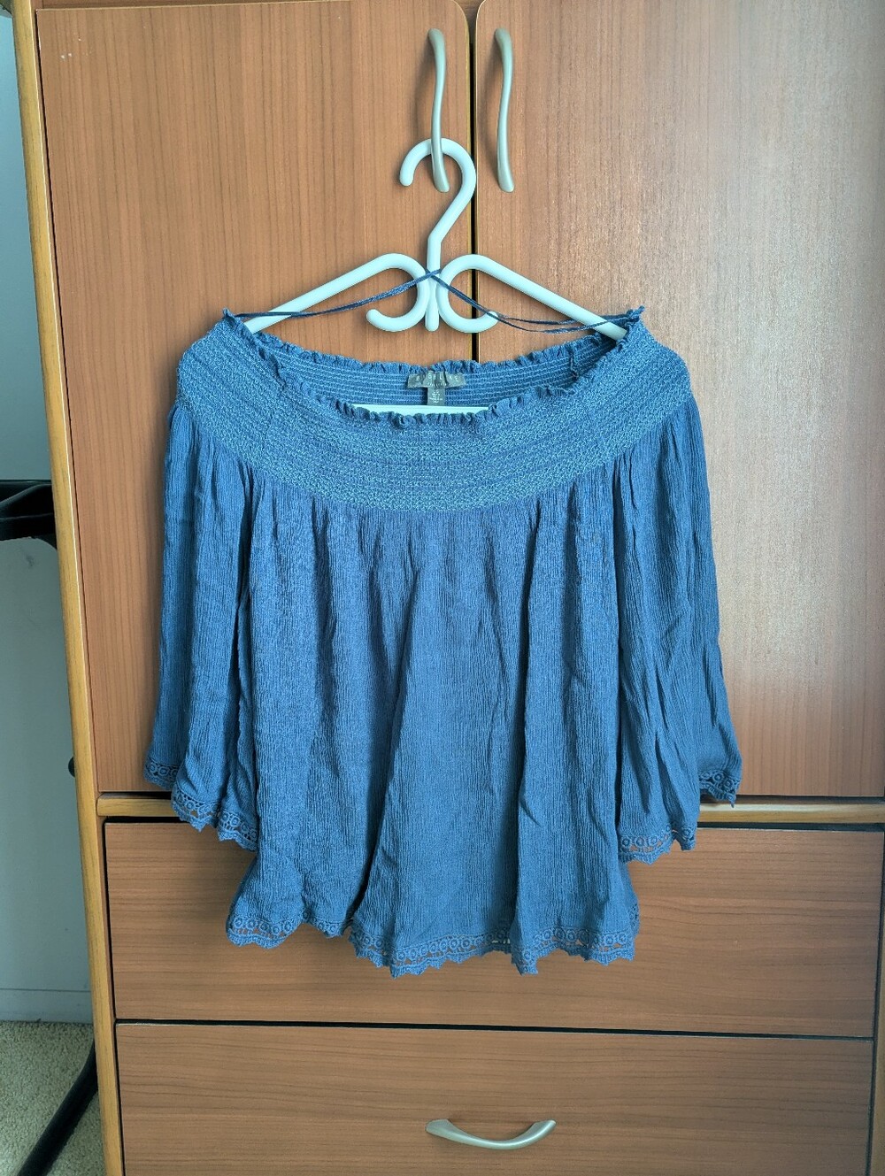 Highline Collective Blue Off The Shoulder Cropped Shirt Size L